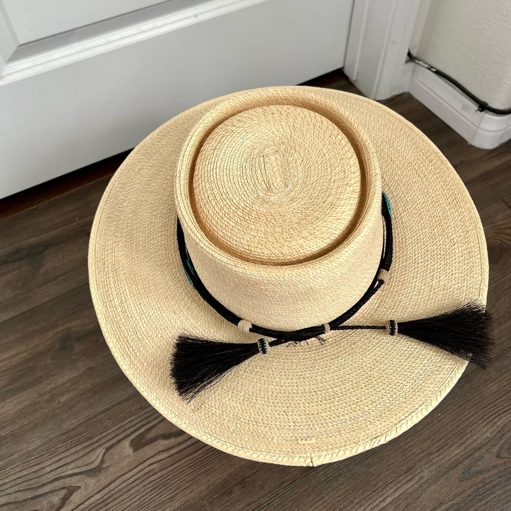 Handcuffed of Palm Leaves In Guatemala Sun Hat 7/8 (55) Sun Body Hats - Picture 5 of 15